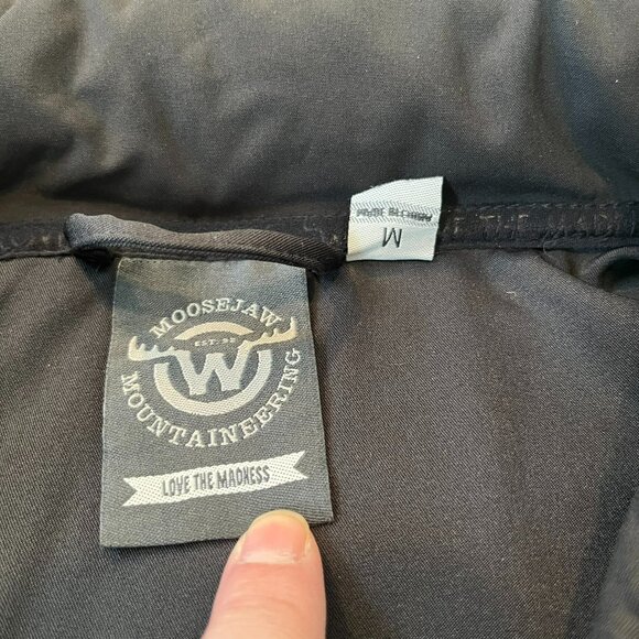 Moosejaw Men's Softshell Jacket with Stowaway Hood, Black, Medium - Picture 5 of 15